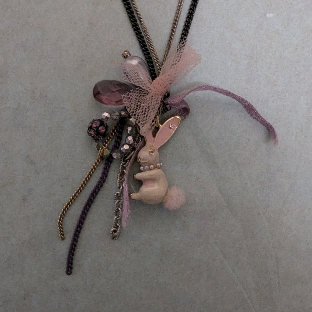 Betsy Johnson Bunny 🐰 Necklace Very Rare